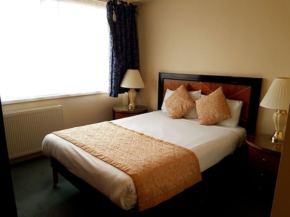 The Ashley Hotel Hale  Bagian luar foto