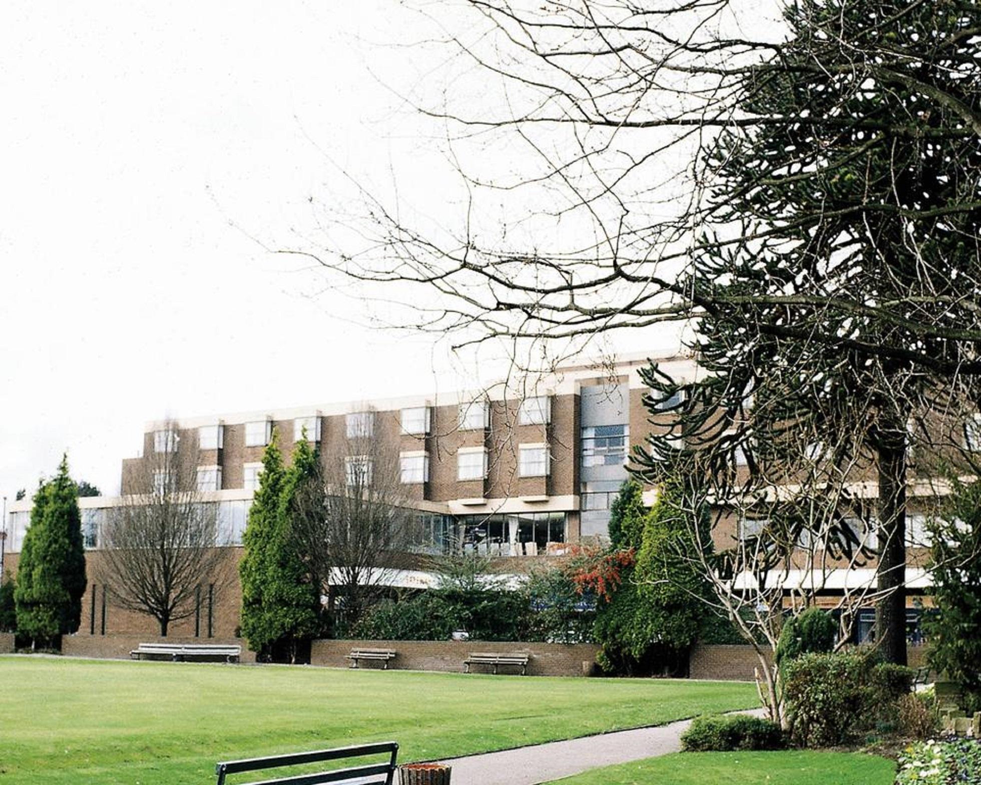 The Ashley Hotel Hale  Bagian luar foto
