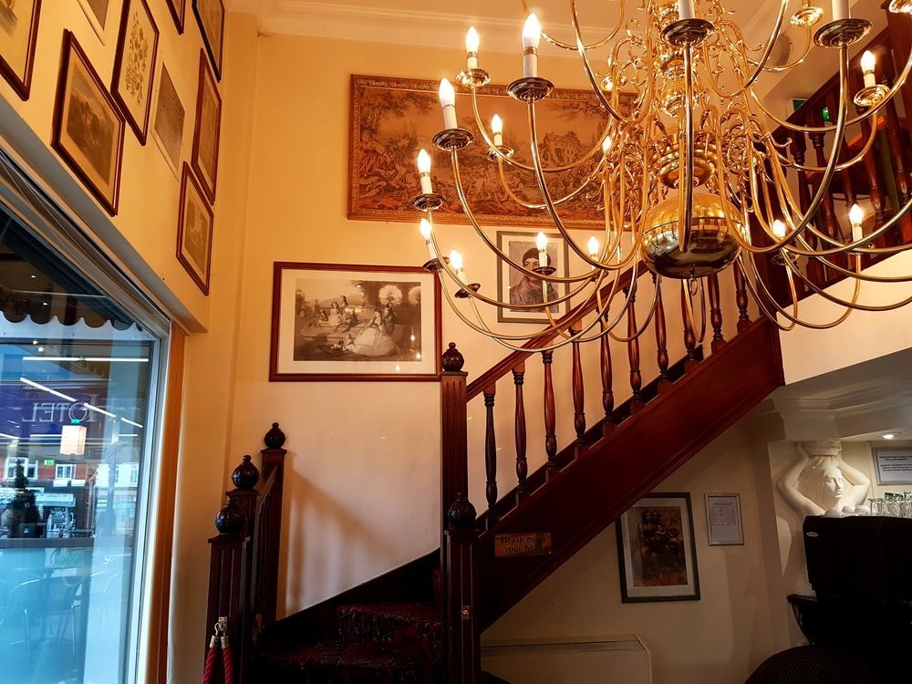 The Ashley Hotel Hale  Bagian luar foto